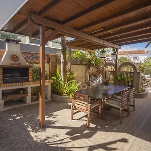 https://casa-adosada-con-piscina-comunitaria.top-hotels-tarragona.com